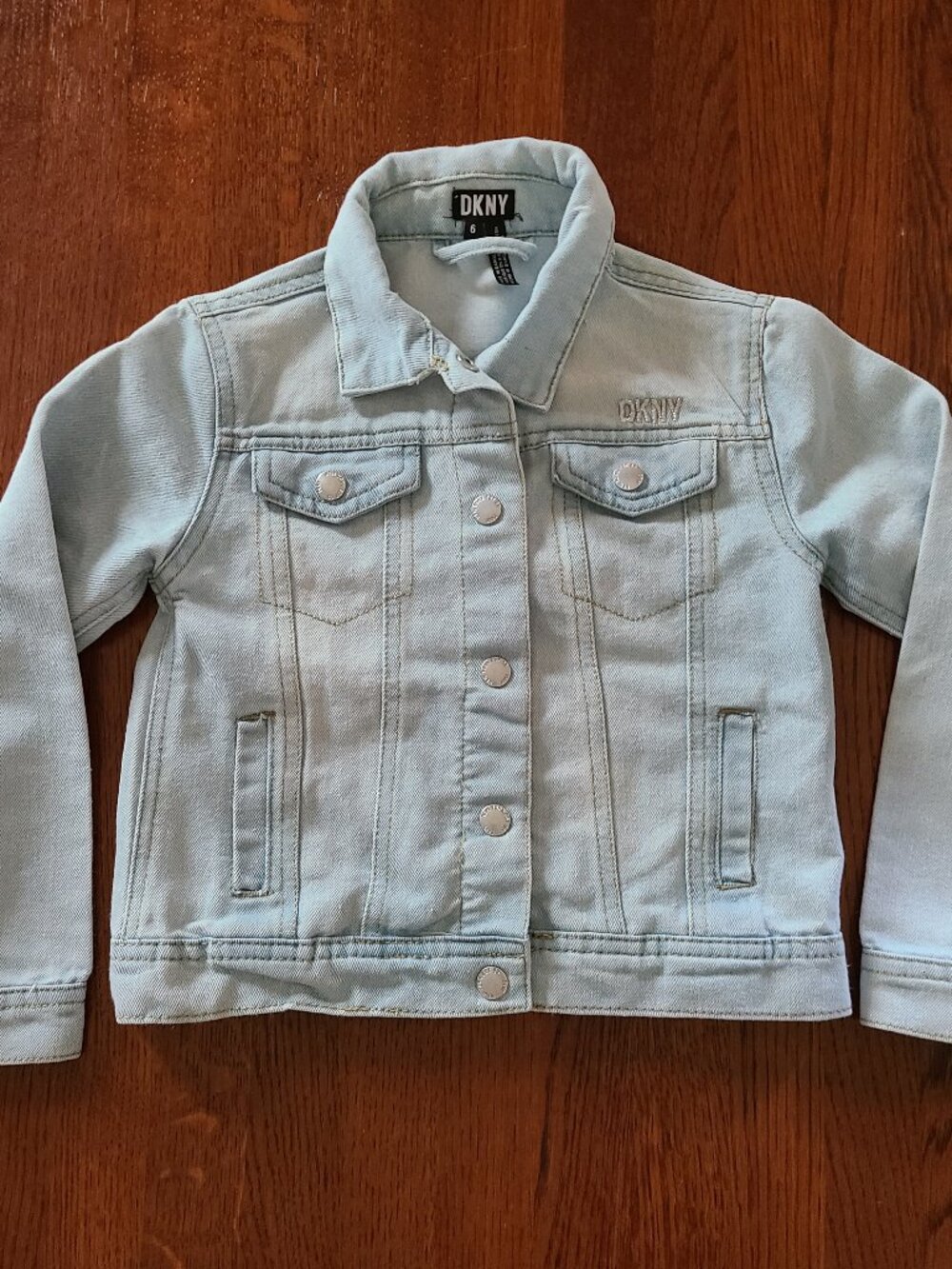 DKNY Little Girls Size 6 Light Wash Long Sleeve Jean Jacket